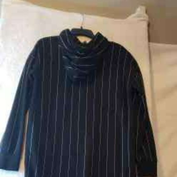 NWOT H&M Divided Hooded Dress Size 6 - Picture 5 of 5